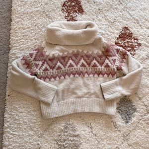 Cropped fluffy sweater oversized small